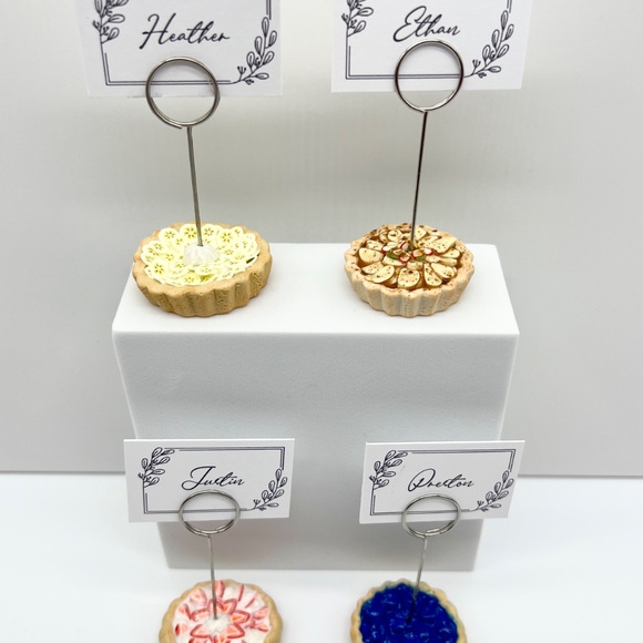 Fruit Tart Place Card Holders - Set of 4 - Apple, Banana, Blueberry, Strawberry - Picture 5 of 16